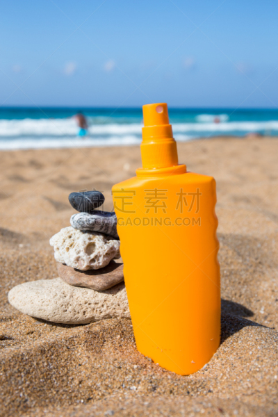 喷雾罐,防晒霜,垂直画幅,克里特岛,沙子,无人,蓝色,夏天,太阳,业余爱好
