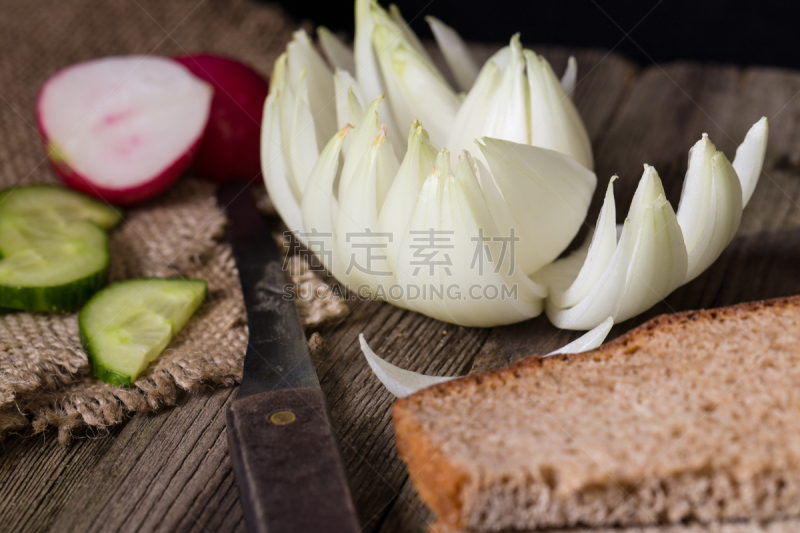 古典式,蔬菜,炊具刀,桌子,粗麦面包,平衡折角灯,褐色,水平画幅,素食,古老的