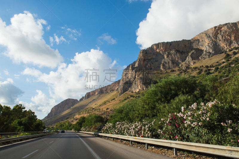 公路,西西里,汽车,意大利,看风景,水,天空,水平画幅,山,主干路