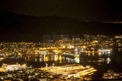 卑尔根,夜晚,全景,水,天空,风,臭氧层,高视角,泥土,湖