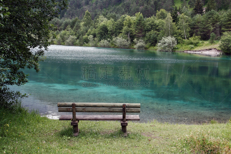 长椅,水,雷史谷,水平画幅,夏天,海岸地形,户外,干净,湖,山