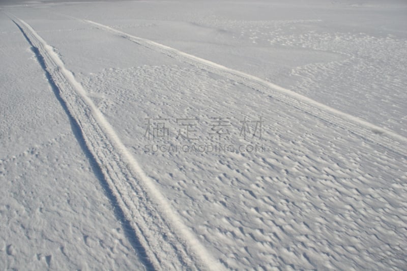 雪,轮胎印,寒冷,水平画幅,印地安娜,户外,冰,轮胎,滑的,彩色图片