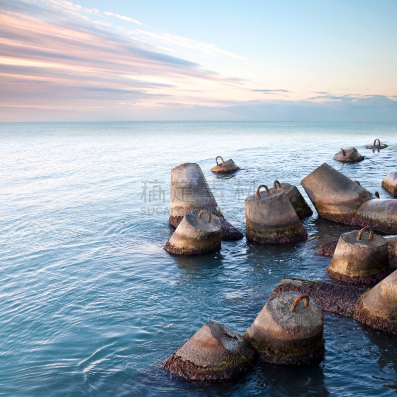 混凝土,破浪堤,水,泰晤士河河堤,无人,海港,河堤,防波堤,边界,建筑业