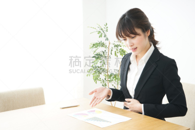 销售职位,青年人,挨家挨户推销的人,房地产经纪人,新兵,半身像,顾客,套装,经理,仅成年人