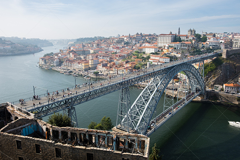 Vila Nova de Gaia, Portugal - September 16, 2018 : Bridge Luíz I that crosses the river Douro joining the cities of Vila Nova de Gaia and Oporto, Portugal