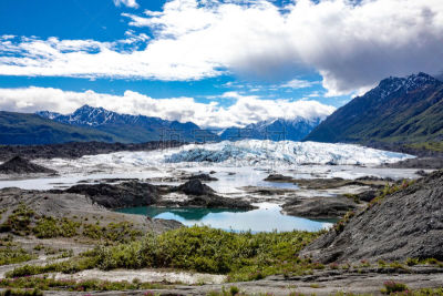 马塔努损卡冰河,水,天空,水平画幅,山,雪,中南阿拉斯加,旅行者,夏天,户外