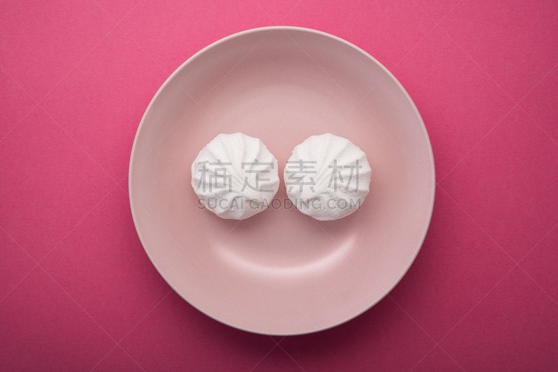 西风之神,甜食,精神振作,彩色蜡笔,粉色背景,留白,水平画幅,形状,拟人笑脸,无人