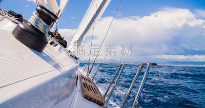 海洋,赛舟会,有帆船,游艇,游艇比赛,体育比赛,滑车,船拍视角,面向陆地,甲板