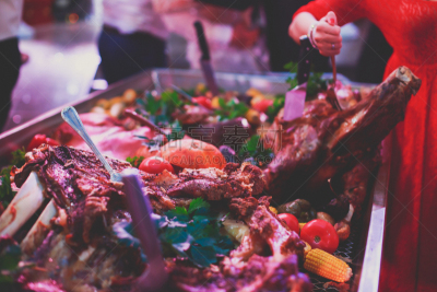 肉,烤的,蔬菜,鸡,盘子,猪,餐馆,火腿,动物头,猪肉