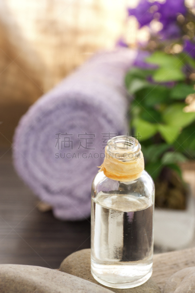 水,spa美容,拍摄环境,垂直画幅,禅宗,芳香的,无人,玻璃,纯净,健康