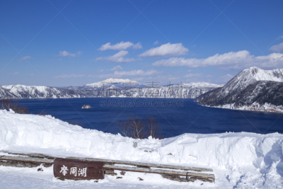 马舒科湖,冬天,弟子屈,白桦树,落叶松,水,天空,雪,旅行者,光