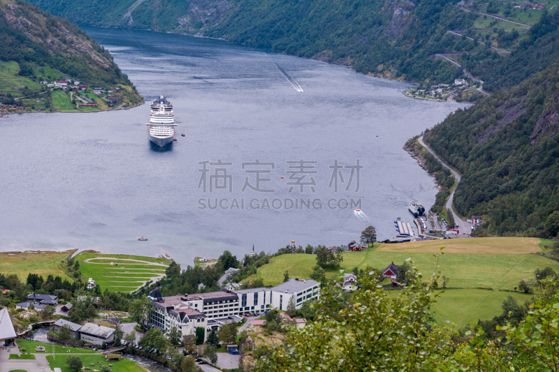 盖伦格峡湾,挪威,弗里达斯悬崖,杰兰格,客轮,乘船游,船,斯堪的纳维亚半岛,著名景点,瀑布