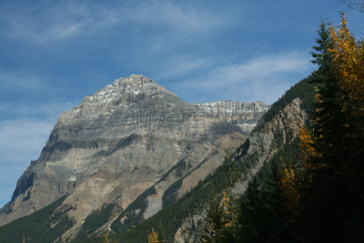山,白杨类,小雪,帕里萨德游乐场,谷边,孤峰群,天空,洛矶山脉,国家公园,水平画幅