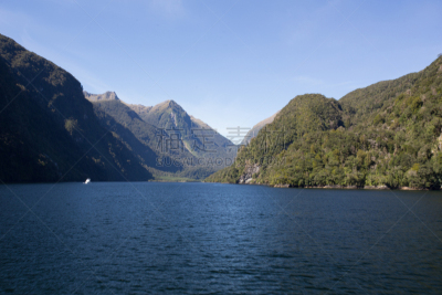 doubtful sound,新西兰,峡湾,水,天空,水平画幅,绿色,无人,蓝色,噪声