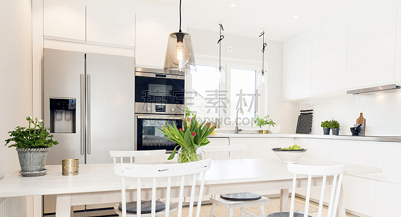 室内,极简构图,厨房,冰箱,现代,水平画幅,无人,椅子,灯