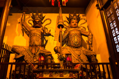 上海,玉佛寺,四大天王,室内管弦乐队,私人飞机,室内,户外,白昼,著名景点,国内著名景点
