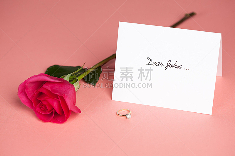 信函,水平画幅,浪漫,订婚戒指,玫瑰,特写,仅一朵花,红色,戒指,粉色