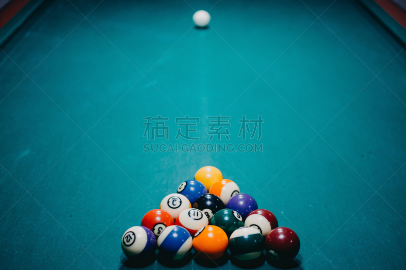 球,桌球台,青少年,水平画幅,进行中,台球,男性,仅成年人,18岁到19岁,青年人