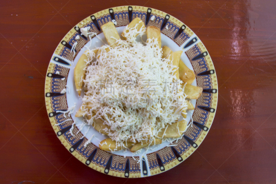 奶酪,patatas bravas,盘子,白色,餐具,水平画幅,开胃品,膳食,精制土豆,米饭炸肉饼