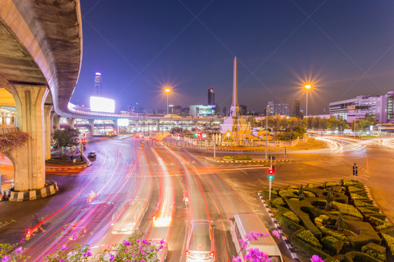 胜利纪念碑,天空,水平画幅,夜晚,无人,交通,高架火车,户外,班戈寇科省,泰国