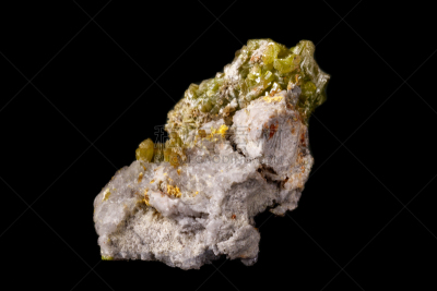 矿物质,石材,黑色背景,大特写,自然界的状态,砷铅矿,石英,贵重宝石,岩石,粗糙的