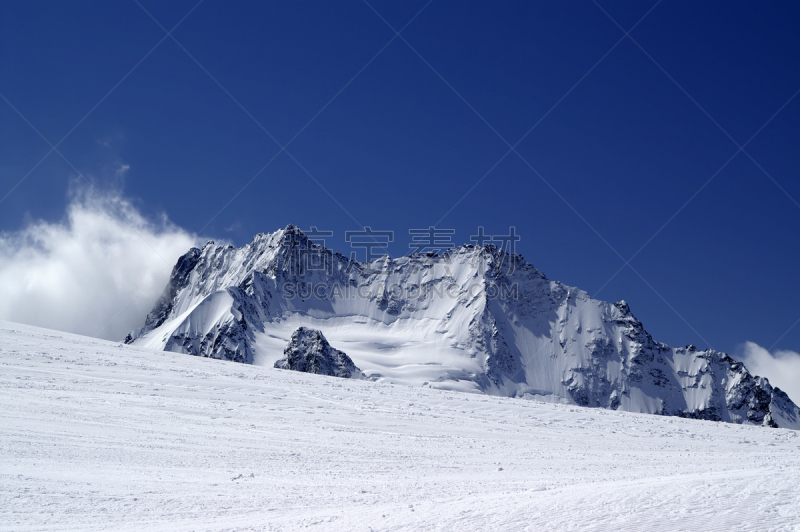 看风景,滑雪坡,天空,美,水平画幅,云,山,雪,无人,户外