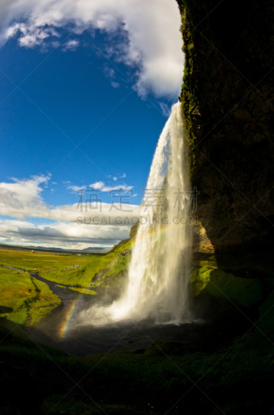 seljalandsfoss waterfall,冰岛国,河流,南,垂直画幅,水,天空,夏天,草,明亮