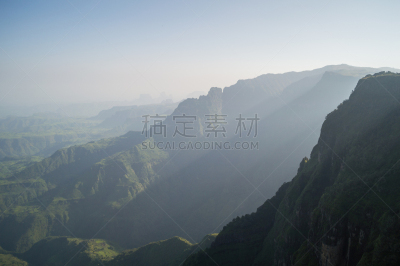 徒步旅行,埃塞俄比亚,塞米恩山脉,天空,沟壑,水平画幅,枝繁叶茂,山,无人,夏天