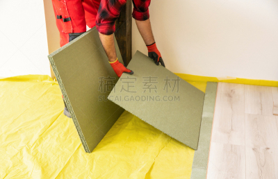 复合地板,波兰,木隔板,仅男人,建筑承包商,地板,职业安全与健康,住宅内部,背景,建筑