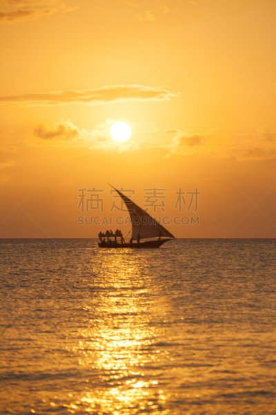 桑吉巴尔,奔巴岛,吉汶瓦海滩,达累斯萨拉姆,桑给巴尔镇,独桅帆船,荒岛,双体船,垂直画幅,无人