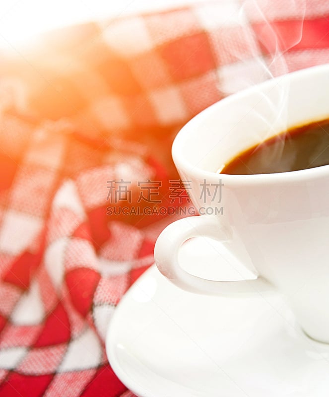 咖啡杯,餐具,垂直画幅,褐色,无人,茶碟,早晨,饮料,特写,充满的