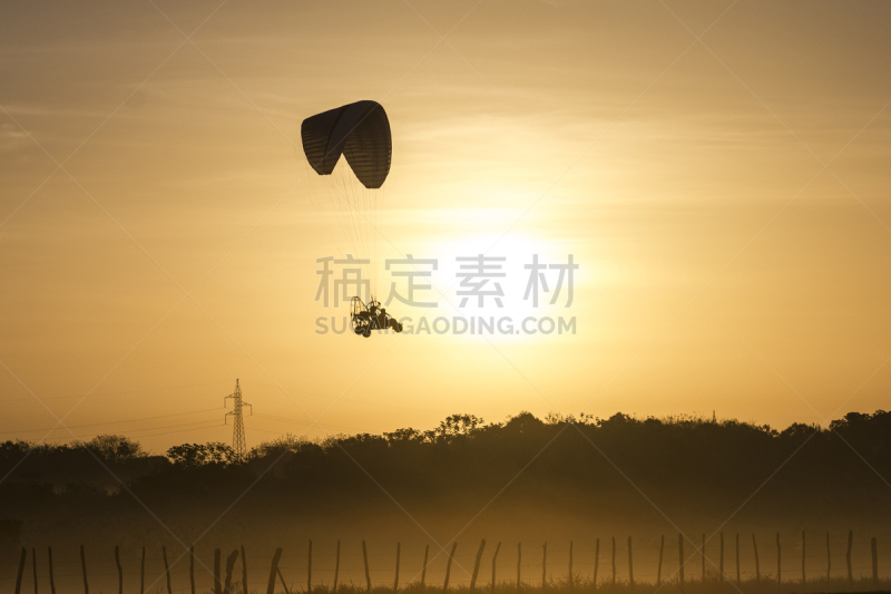 胡萝卜,飞行员,天空,褐色,风,水平画幅,降落伞,无人,职权,滑翔机