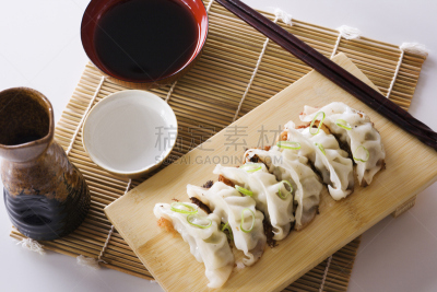 日本青酒,饺子,中国米酒,点心,葡萄酒,葱,水平画幅,高视角,无人,开胃品