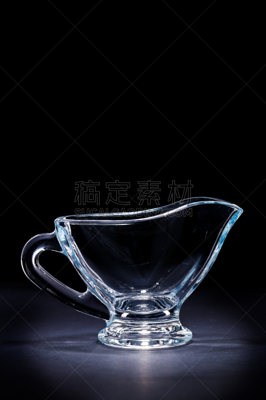 酱油壶,透明,玻璃,黑色背景,餐具,垂直画幅,饮食,形状,无人,组物体