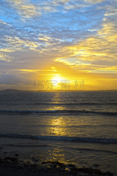 海滩,自然美,阳光光束,垂直画幅,水,天空,戈尔韦,沙子,无人,夏天