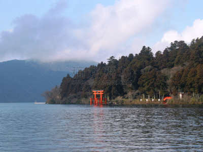 箱根园,鸟居,湖,箱根湿地植物园,富士箱根伊豆国立公园,建筑结构,图像,无人,建筑特色,神奈川县