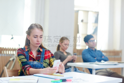 工间休息,高中生,金色头发,设计室,大学生,美,青少年,青春期,水平画幅,智慧