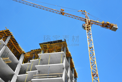 起重机,建筑工地,摩天大楼,电缆绞车,水泥地,建筑的故事,脚手架,混凝土墙,豪宅,天空
