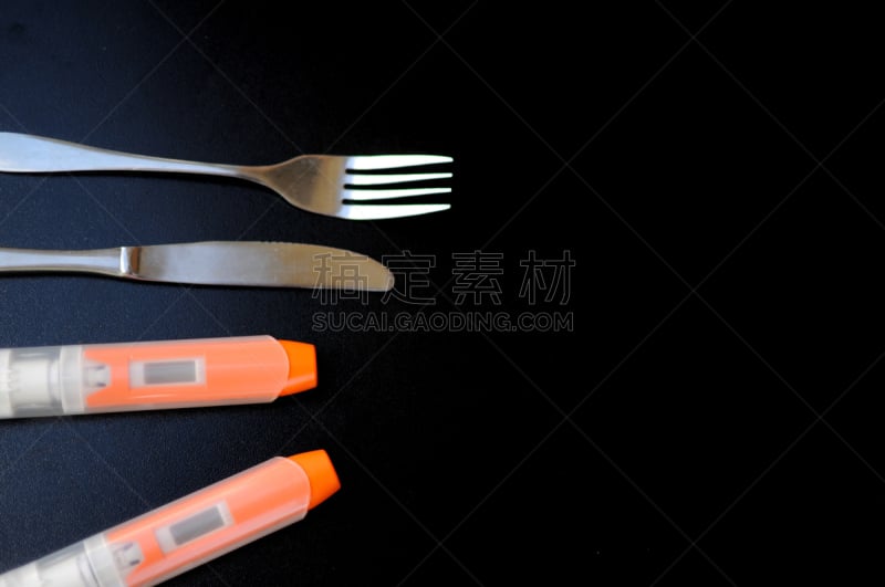 食品,坚果,注射笔,水平画幅,医疗工具,危险,身体状况,医疗流程,餐具,allergic vasculitis