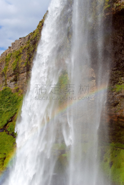 Seljalandsfoss Waterfall,自然,垂直画幅,水,草地,旅游目的地,绿色,岩石,瀑布,无人