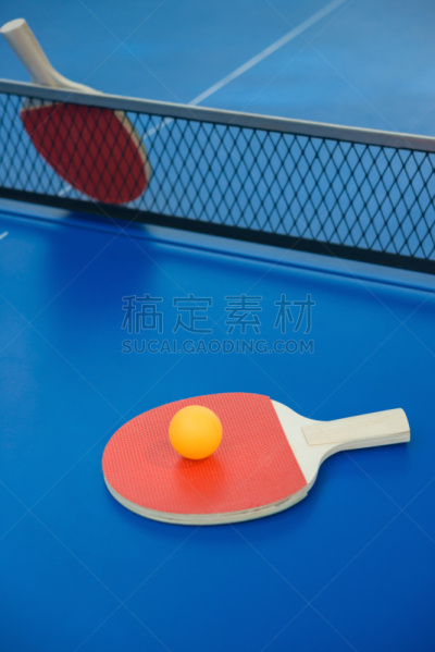 蓝色,乒乓球,球体,球拍,乒乓球桌,垂直画幅,球,桌子,木制,无人