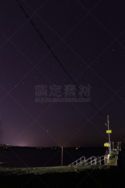 夜晚,星星,坦佩雷,极光,垂直画幅,水,天空,太空,无人,水平线