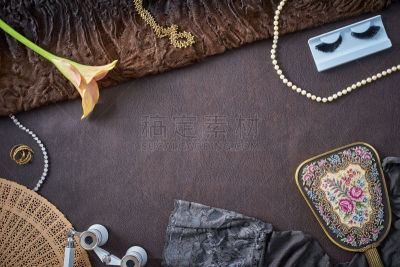 歌剧,组物体,女性特质,长柄眼镜,折扇,假睫毛,马蹄莲,可折叠的,人造珠宝,胸针
