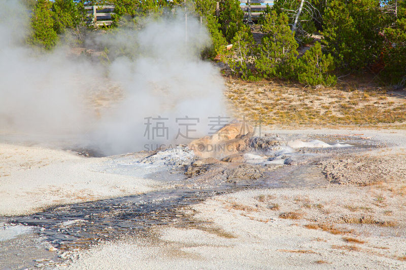 下喷泉盆地,蓝宝石池,间歇泉,火山喷口,黄石公园,怀俄明,沸腾的,温泉,公园,美国西部