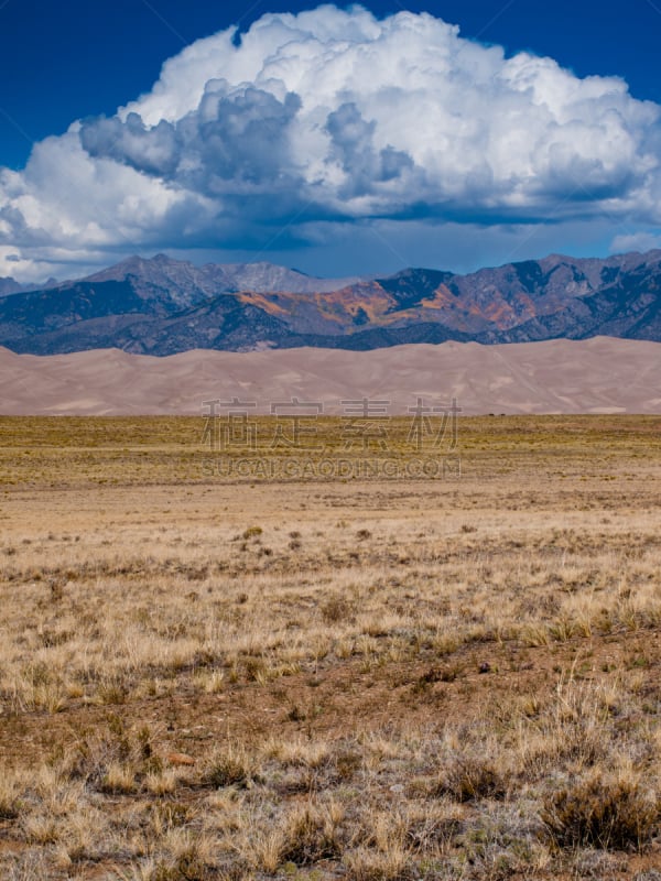 alamosa county,自然,垂直画幅,矿物质,洛矶山脉,美国,沙子,秋天,无人,蓝色