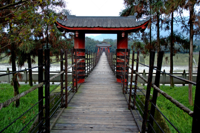 建筑,吊桥,都江堰 ,减震器,未来,不确定,水平画幅,无人,时间,大门