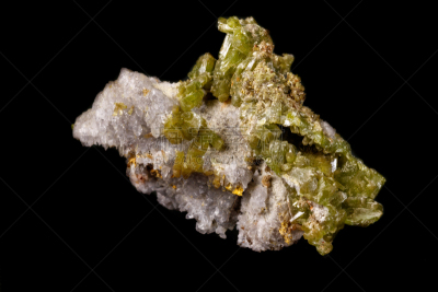 矿物质,石材,黑色背景,大特写,自然界的状态,砷铅矿,石英,贵重宝石,岩石,粗糙的