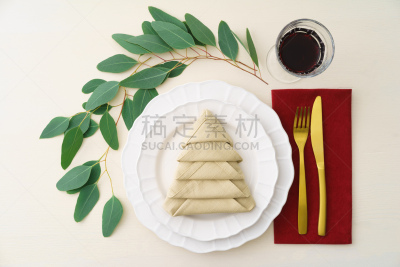 餐位,留白,折叠的,水平画幅,高视角,无人,餐刀,圣诞树,摆餐具
