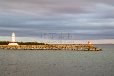 灯塔楼,黎明,水,麦健伦岛,水平画幅,无人,建筑外部,户外,湖,岛