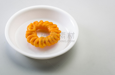 炸糖圈,甜食,平衡折角灯,吉尔巴布,十胜节,难嚼的,藏红花,胡里节,斋月,糖浆